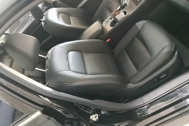 Used Nissan Teana 2021 2.0L XL Comfort Edition Right Front Seat