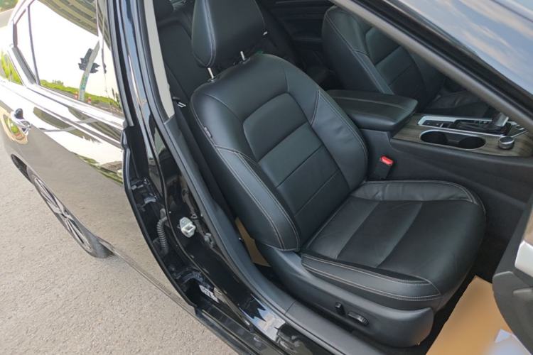 Used Nissan Teana 2021 2.0L XL Comfort Edition Right Front Seat