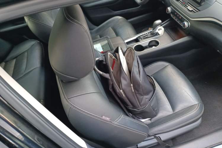 Used Nissan Teana 2021 2.0L XE Exclusive Edition Right Front Seat