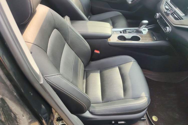 Used Nissan Teana 2021 2.0L XL Upper AD1 Smart Drive & Navigation Edition Right Front Seat