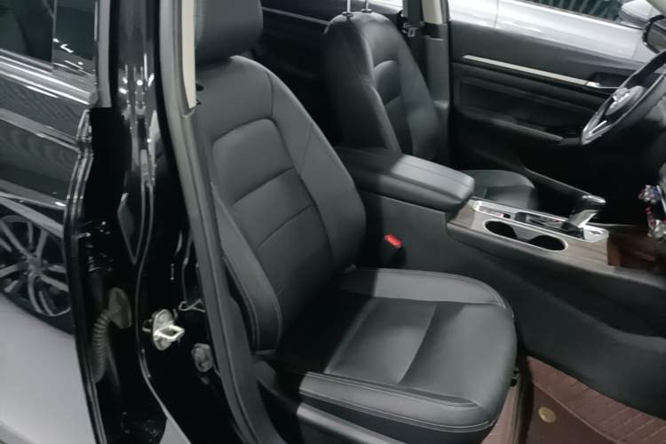 Used Nissan Teana 2021 2.0L XL Comfort Edition Right Front Seat