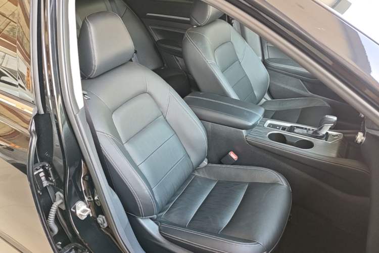 Used Nissan Teana 2021 2.0T XL Smart Upgrade Edition Right Front Seat