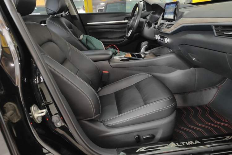 Used Nissan Teana 2021 2.0L XL Comfort Edition Right Front Seat