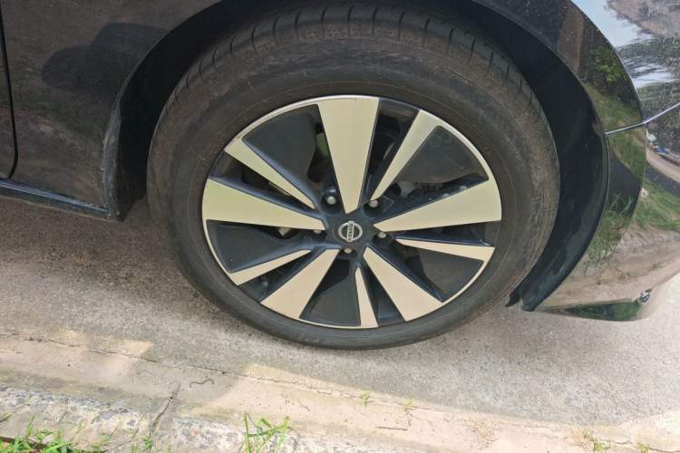 Used Nissan Teana 2021 2.0L XL Comfort Edition Right Front Wheel Hub
