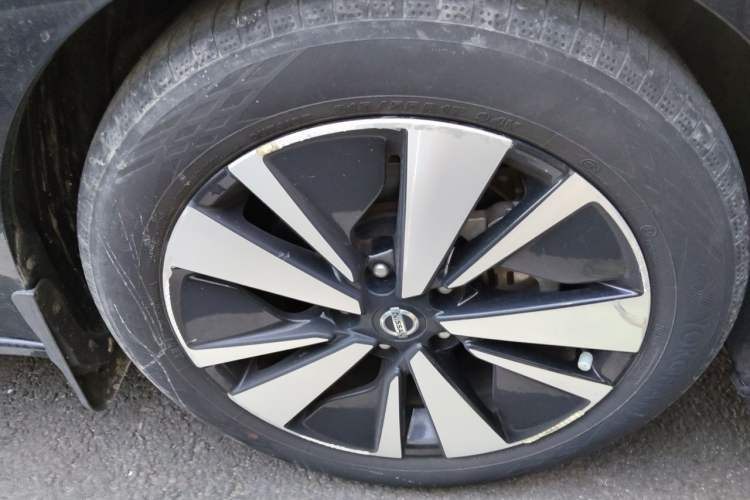 Used Nissan Teana 2021 2.0T XL Smart Upgrade Edition Right Front Wheel Hub