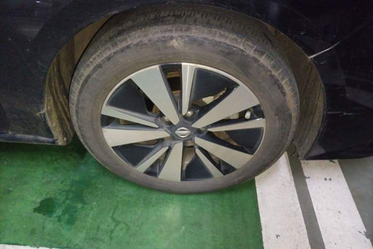 Used Nissan Teana 2021 2.0L XL Comfort Edition Right Front Wheel Hub