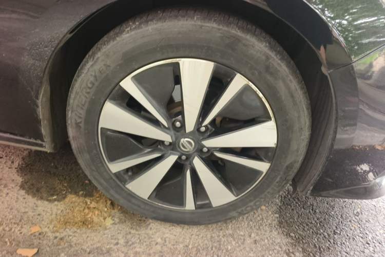 Used Nissan Teana 2021 2.0L XL Comfort Edition Right Front Wheel Hub