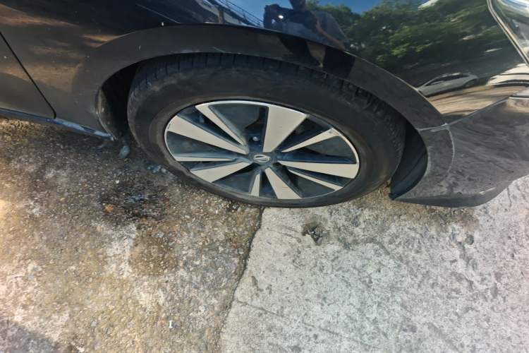 Used Nissan Teana 2021 2.0L XL Comfort Edition Right Front Wheel Hub