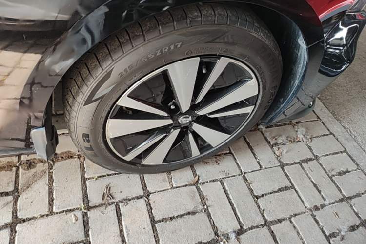Used Nissan Teana 2021 2.0L XL Comfort Edition Right Front Wheel Hub