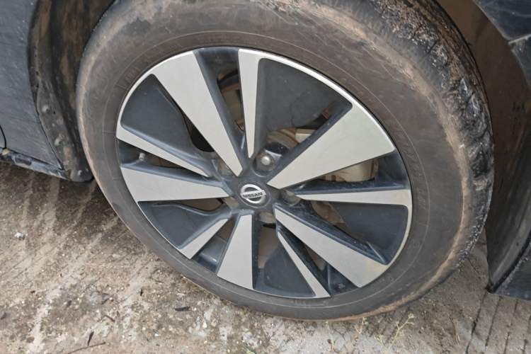 Used Nissan Teana 2021 2.0L XL Comfort Edition Right Front Wheel Hub