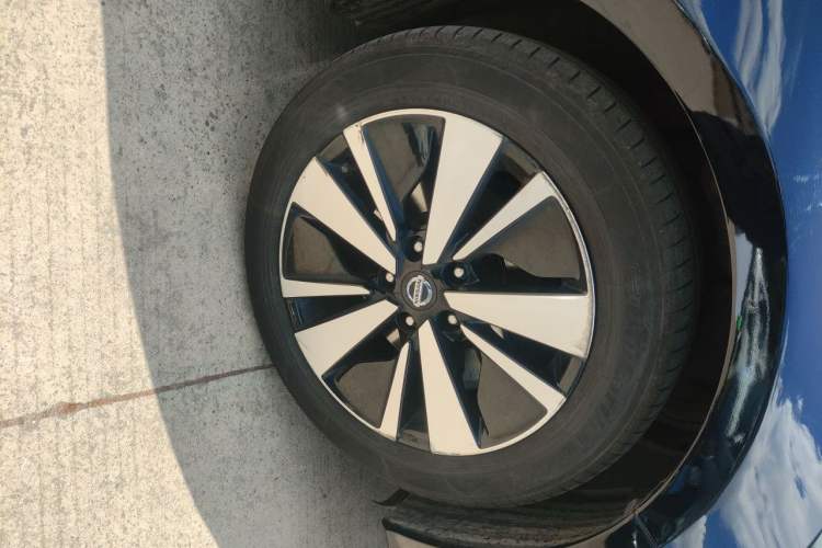 Used Nissan Teana 2021 2.0L XL Comfort Edition Right Front Wheel Hub