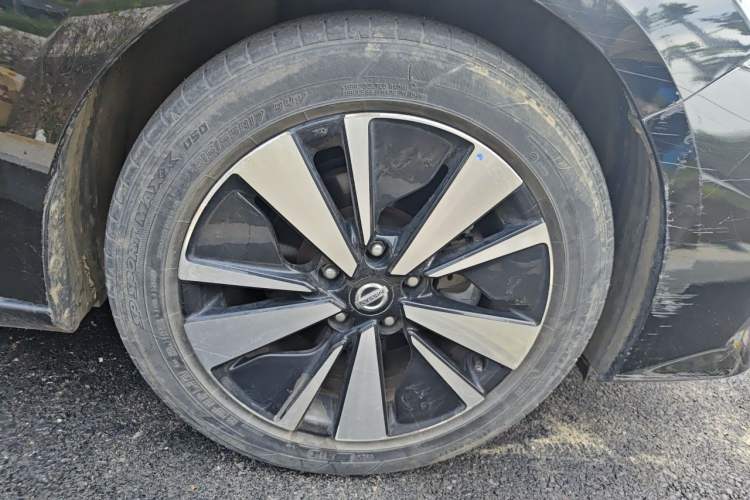Used Nissan Teana 2021 2.0L XL Comfort Edition Right Front Wheel Hub
