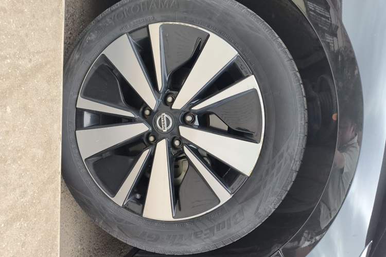 Used Nissan Teana 2021 2.0L XL Upper AD1 Smart Drive & Navigation Edition Right Front Wheel Hub