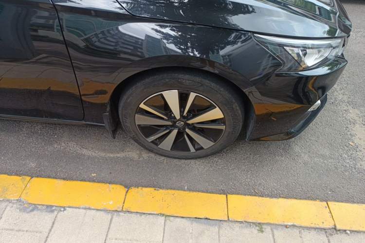 Used Nissan Teana 2021 2.0L XL Upper AD1 Smart Drive & Navigation Edition Right Front Wheel Hub