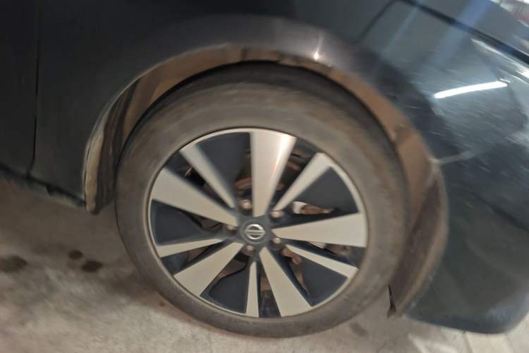 Used Nissan Teana 2021 2.0L XL Upper AD1 Smart Drive & Navigation Edition Right Front Wheel Hub
