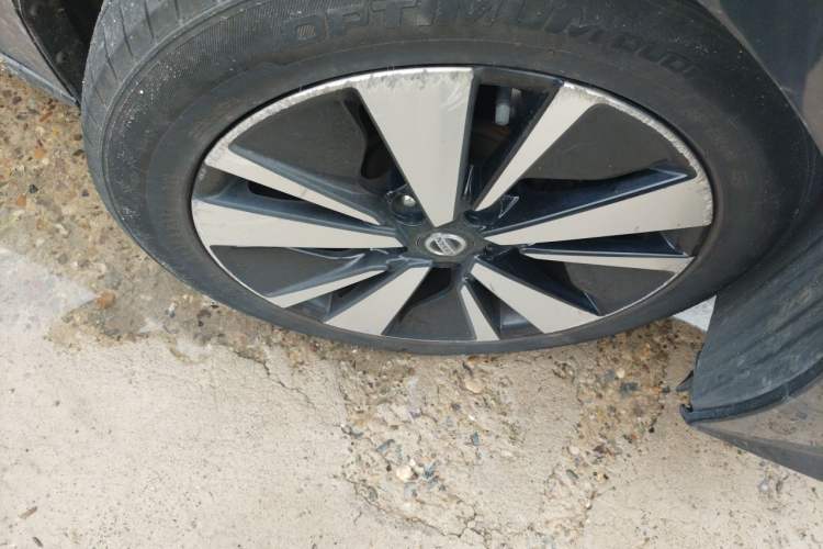 Used Nissan Teana 2021 2.0L XL Comfort Edition Right Front Wheel Hub