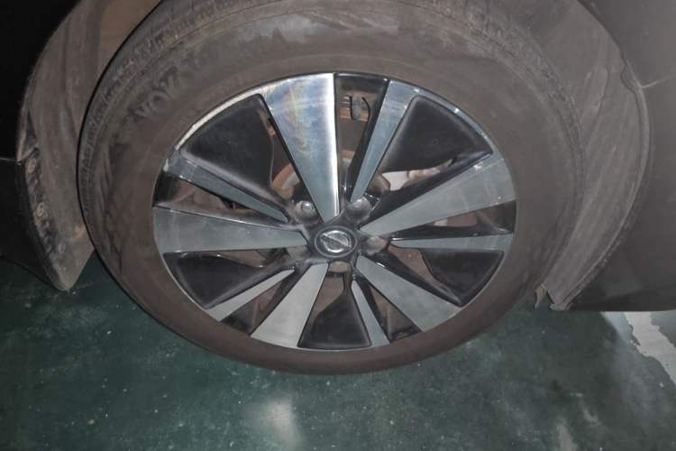 Used Nissan Teana 2021 2.0L XL Comfort Edition Right Front Wheel Hub