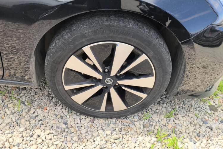 Used Nissan Teana 2021 2.0L XL Comfort Edition Right Front Wheel Hub