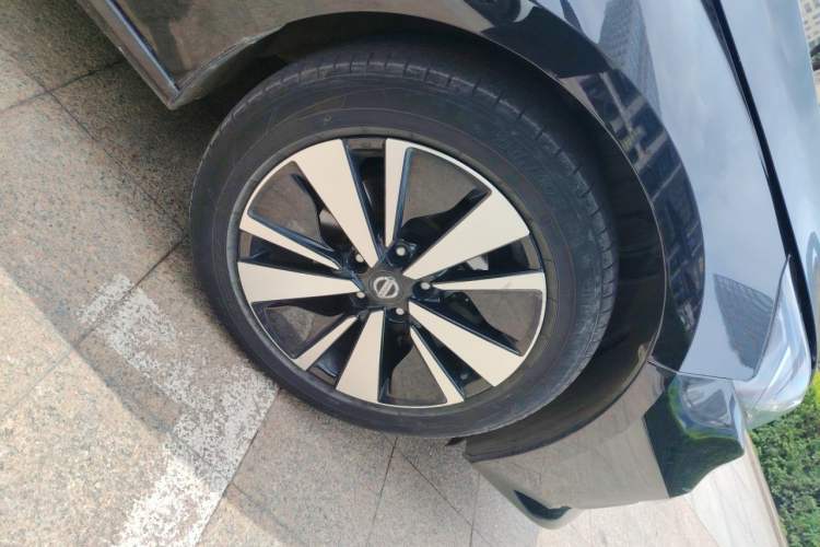 Used Nissan Teana 2021 2.0T XL Smart Upgrade Edition Right Front Wheel Hub