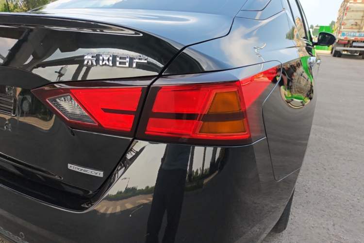 Used Nissan Teana 2021 2.0L XL Comfort Edition Right Rear Taillight