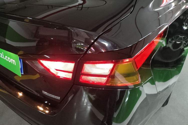 Used Nissan Teana 2021 2.0L XL Comfort Edition Right Rear Taillight