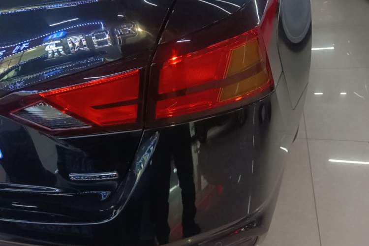 Used Nissan Teana 2021 2.0L XL Comfort Edition Right Rear Taillight