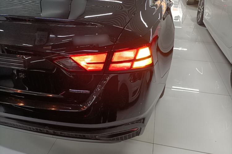 Used Nissan Teana 2021 2.0L XL Comfort Edition Right Rear Taillight