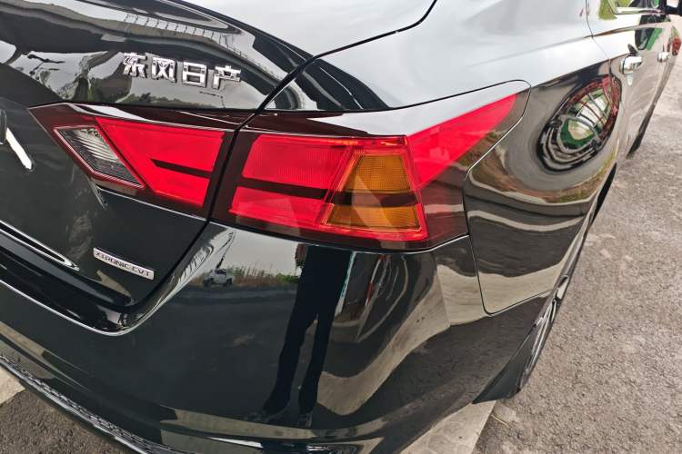 Used Nissan Teana 2021 2.0L XL Comfort Edition Right Rear Taillight