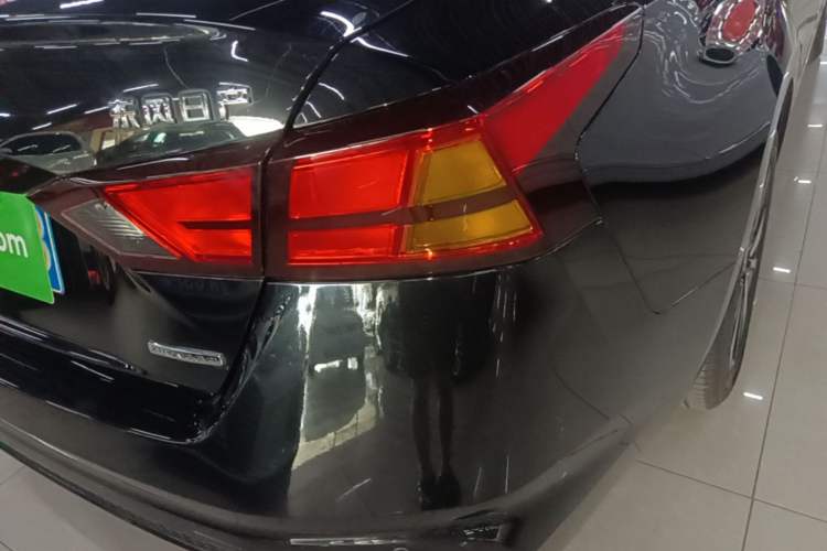 Used Nissan Teana 2021 2.0L XL Comfort Edition Right Rear Taillight