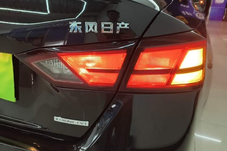 Used Nissan Teana 2021 2.0L XL Upper AD1 Smart Drive & Navigation Edition Right Rear Taillight