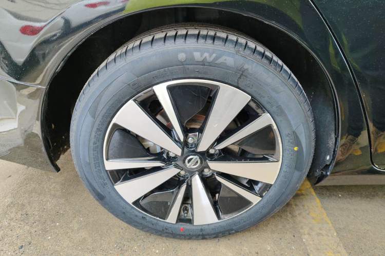 Used Nissan Teana 2021 2.0L XL Comfort Edition Right Rear Wheel Hub