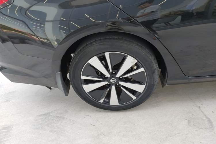 Used Nissan Teana 2021 2.0L XL Comfort Edition Right Rear Wheel Hub