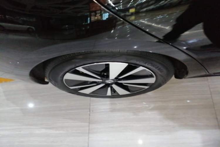 Used Nissan Teana 2021 2.0L XL Comfort Edition Right Rear Wheel Hub