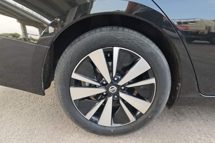 Used Nissan Teana 2021 2.0L XL Comfort Edition Right Rear Wheel Hub