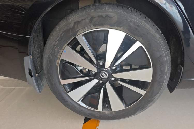 Used Nissan Teana 2021 2.0L XL Comfort Edition Right Rear Wheel Hub