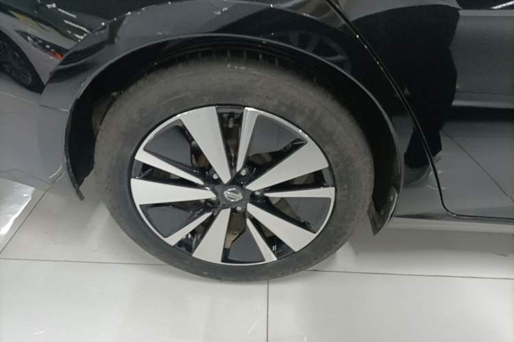 Used Nissan Teana 2021 2.0L XL Comfort Edition Right Rear Wheel Hub