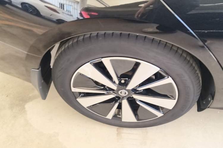 Used Nissan Teana 2021 2.0L XL Comfort Edition Right Rear Wheel Hub