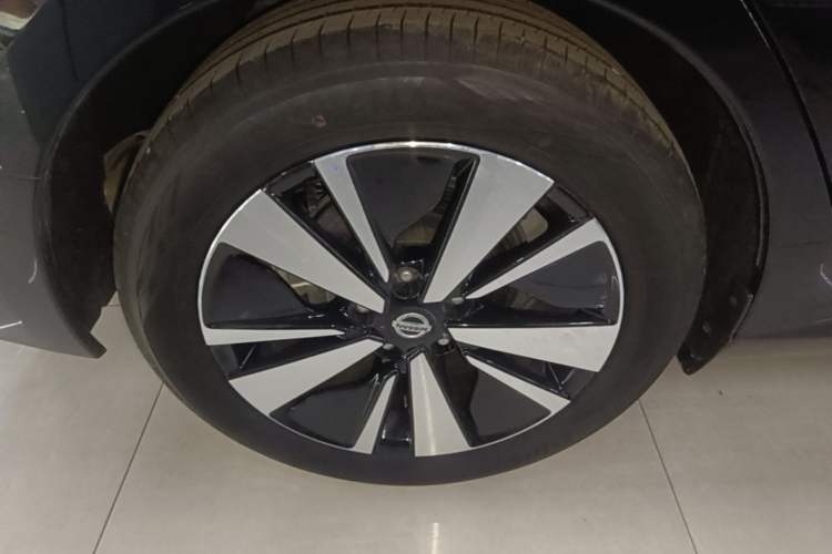 Used Nissan Teana 2021 2.0L XL Comfort Edition Right Rear Wheel Hub