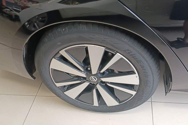 Used Nissan Teana 2021 2.0L XL Comfort Edition Right Rear Wheel Hub