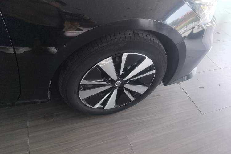 Used Nissan Teana 2021 2.0L XL Upper AD1 Smart Drive & Navigation Edition Right Rear Wheel Hub