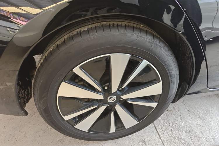 Used Nissan Teana 2021 2.0L XL Comfort Edition Right Rear Wheel Hub