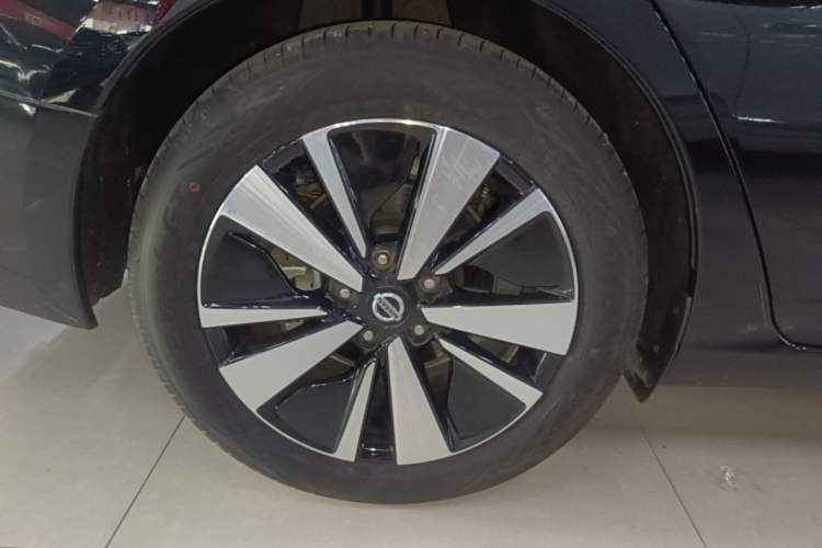 Used Nissan Teana 2021 2.0L XL Comfort Edition Right Rear Wheel Hub