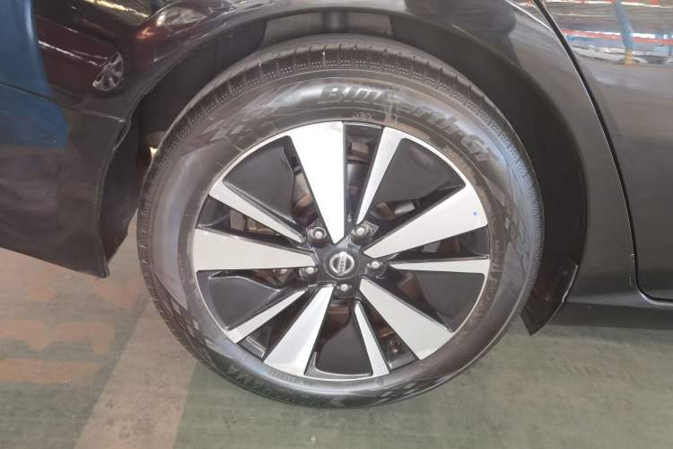 Used Nissan Teana 2021 2.0L XL Comfort Edition Right Rear Wheel Hub