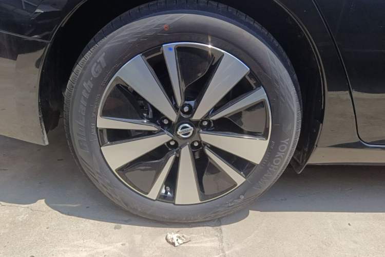 Used Nissan Teana 2021 2.0L XL Comfort Edition Right Rear Wheel Hub