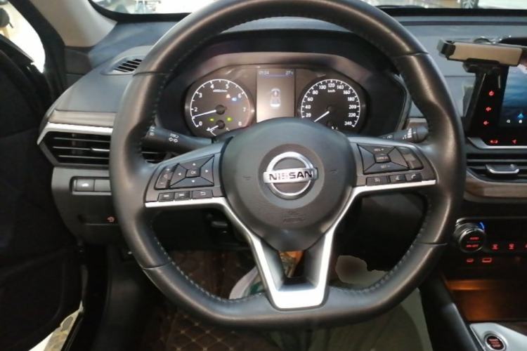 Used Nissan Teana 2021 2.0L XL Comfort Edition Steering Wheel