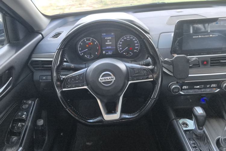 Used Nissan Teana 2021 2.0L XL Comfort Edition Steering Wheel