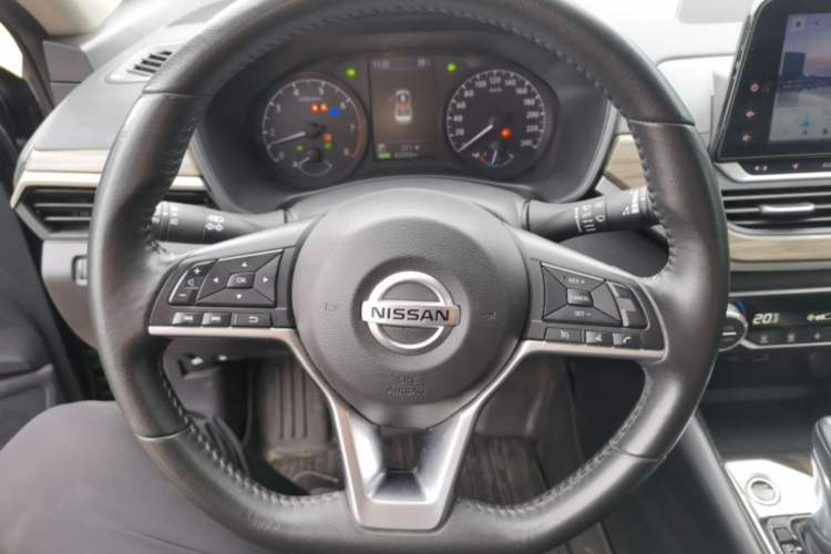 Used Nissan Teana 2021 2.0L XL Comfort Edition Steering Wheel