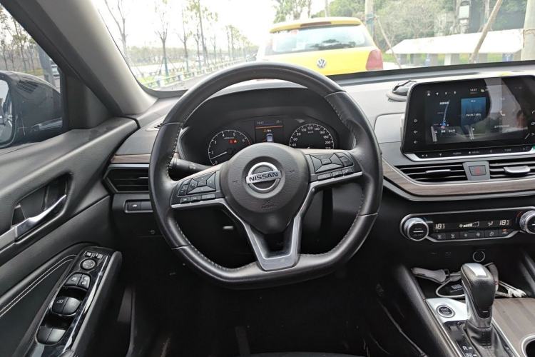 Used Nissan Teana 2021 2.0L XL Comfort Edition Steering Wheel