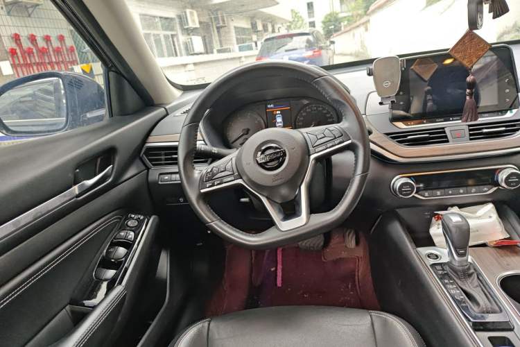 Used Nissan Teana 2021 2.0L XL Comfort Edition Steering Wheel