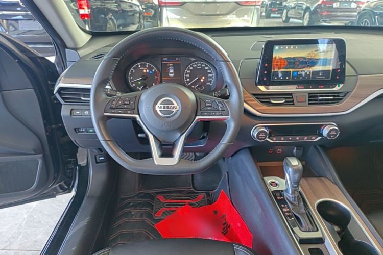 Used Nissan Teana 2021 2.0L XL Comfort Edition Steering Wheel